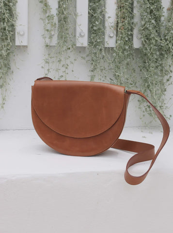 Luna Minimalist Bag in Wallnut - Indonesia