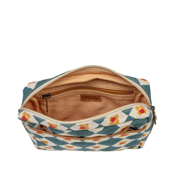Hand-Block Printed Cotton Camera Bag – Daisy Check - India